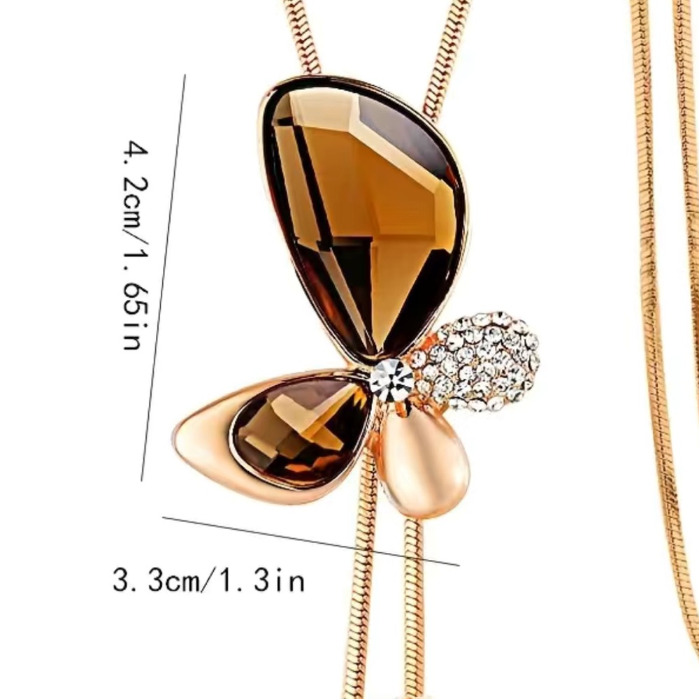 Beautiful necklaces - Picture 2 of 2